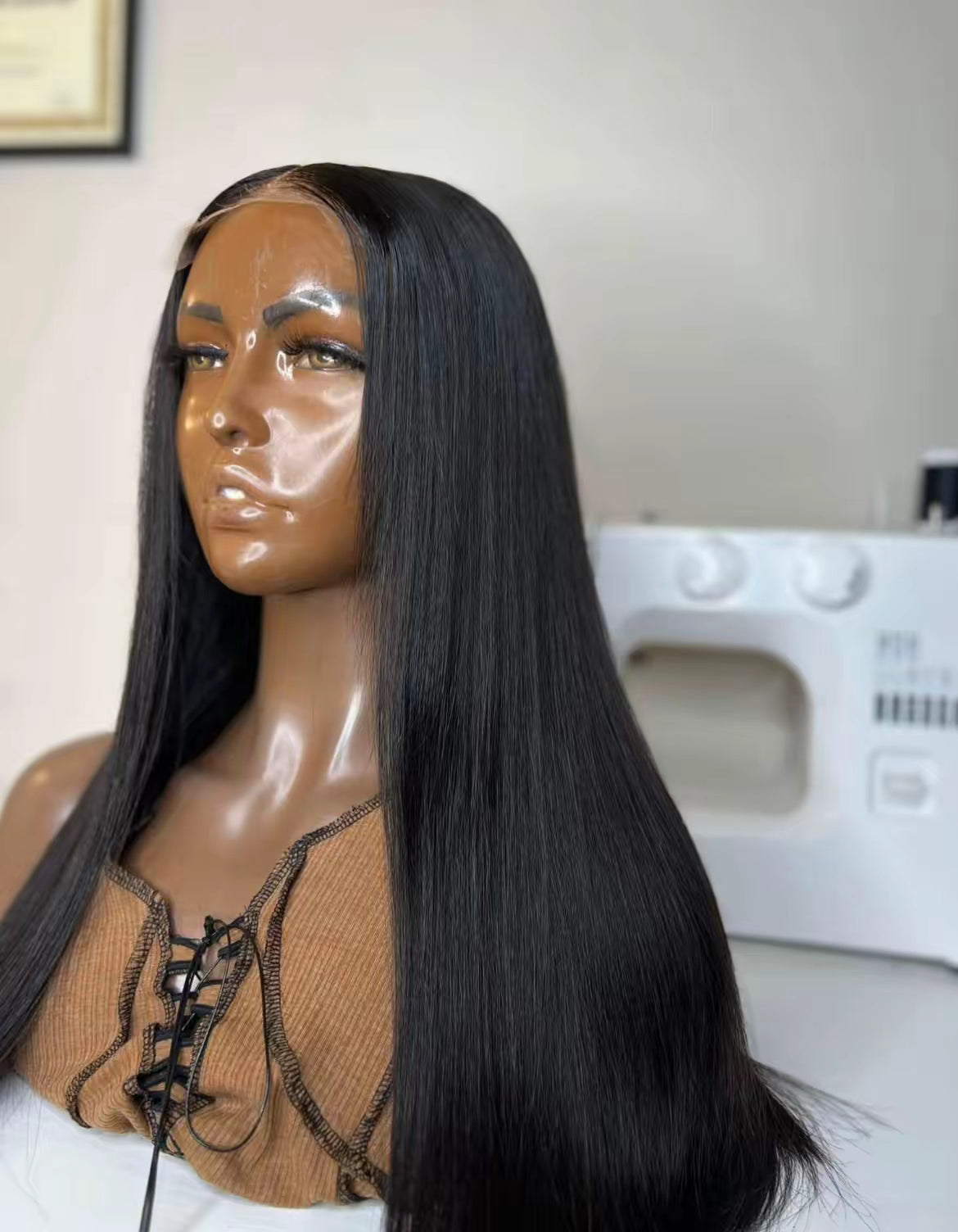 4x4 GLUELESS JETBLACK LAYERED WIG