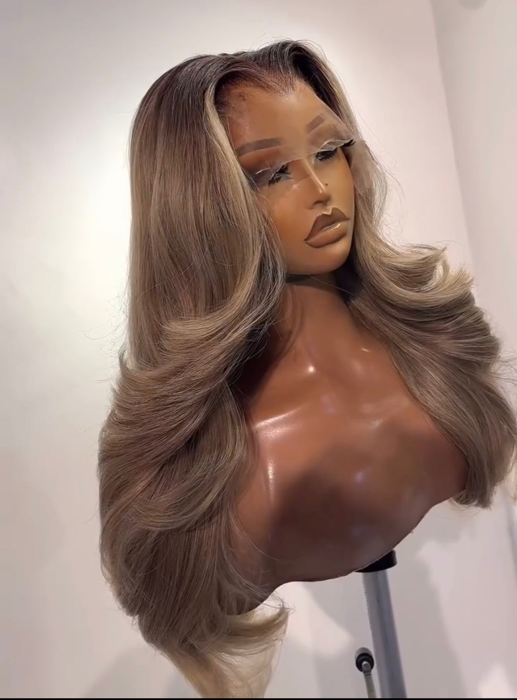 26” HD OMBRÉ BLONDE